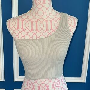 Aritzia Babaton Sculpt Cropped Ribbed One Shoulder Tank Top Cream Beige - XXS